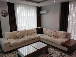 The Nar Suit & Apart