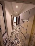 The Nar Suit & Apart