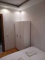 The Nar Suit & Apart