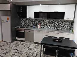 The Nar Suit & Apart