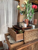 Riad Azurite