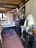 Riad Azurite