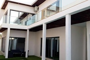 Tino Luxury House & Residence