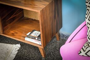 Turquoise Chic Dizengoff CTR by SeaNRent