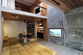 Q VILLAS LOFT- DESIGNER - TROPICAL