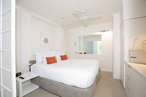 71 Hastings Street - Beachfront