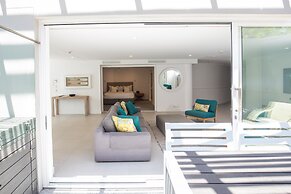 71 Hastings Street - Beachfront