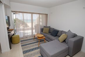 71 Hastings Street - Beachfront