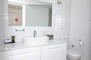 71 Hastings Street - Beachfront