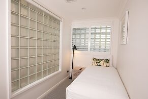 71 Hastings Street - Beachfront