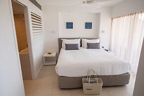 71 Hastings Street - Beachfront