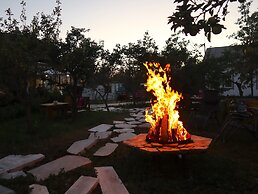 ESENIN 1 Hostel & Bar