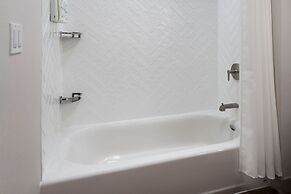 TownePlace Suites by Marriott Portland Airport ME