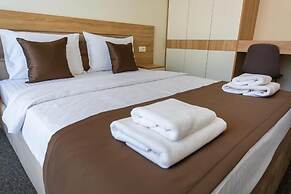 Rooftop Apartments & Rooms