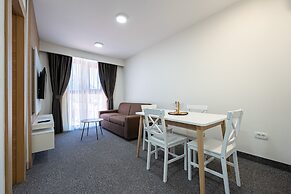 Rooftop Apartments & Rooms