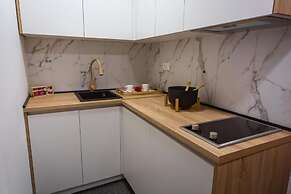 Rooftop Apartments & Rooms