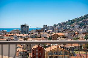 Rooftop Apartments & Rooms