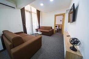 Rooftop Apartments & Rooms