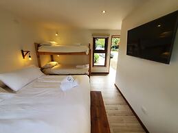 Luckys Hostel