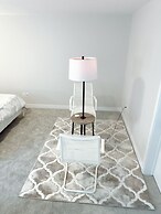 Beautiful rooms with Netflix