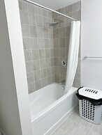 Beautiful rooms with Netflix