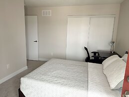 Beautiful rooms with Netflix