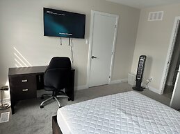 Beautiful rooms with Netflix