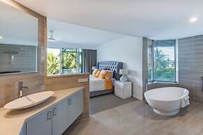 Yacht Harbour Tower 2