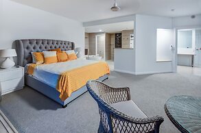 Yacht Harbour Tower 2