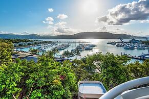 Yacht Harbour Tower 2