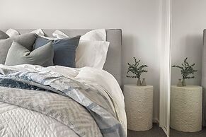 Creative and Carefree Living