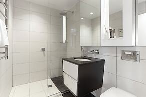 Creative and Carefree Living