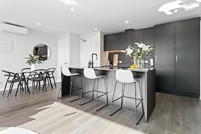 Superb City Fringe Penthouse