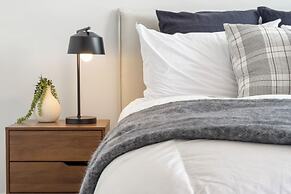 Superb City Fringe Penthouse