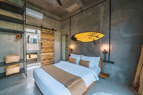 Villa Konkrete - Tropical 3BR