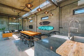 Villa Konkrete - Tropical 3BR