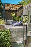 Villa Konkrete - Tropical 3BR