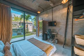 Villa Konkrete - Tropical 3BR