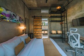 Villa Konkrete - Tropical 3BR