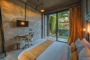 Villa Konkrete - Tropical 3BR