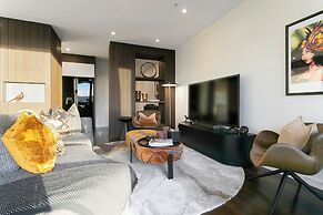 Golden Viaduct Retreat