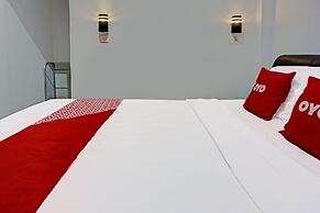 OYO 91599 Penginapan Mutiara Madiun