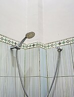 OYO 91599 Penginapan Mutiara Madiun