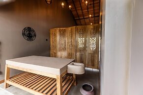 BK Beach Boutique Hotel - Hikkaduwa