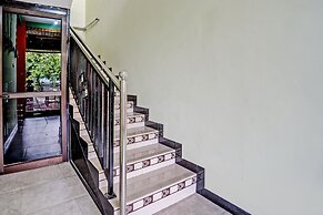 OYO Life 92043 Kost Barokah Syariah Madiun