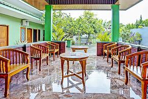 OYO Life 92043 Kost Barokah Syariah Madiun