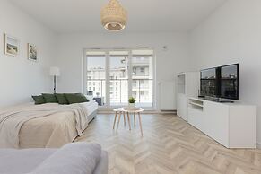 Ursus Sunny Studio by Renters