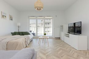 Ursus Sunny Studio by Renters