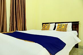 SPOT ON 92392 Penginapan Vinccent22 Syariah