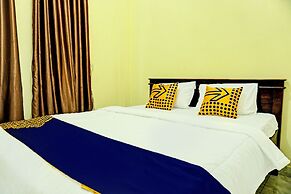 SPOT ON 92392 Penginapan Vinccent22 Syariah